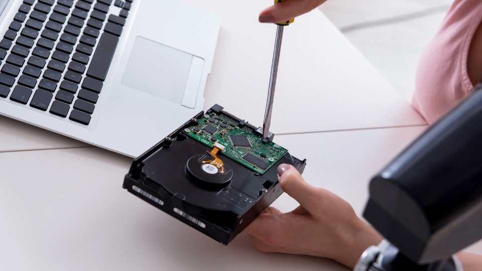Process To Hire A Data Recovery Company Online In Los Angeles